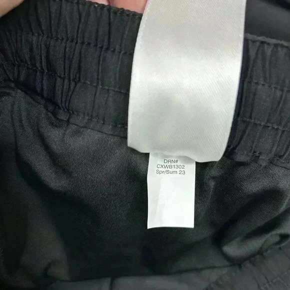 Eddie Bauer Skort Tulip Hem Black - Picture 9 of 11